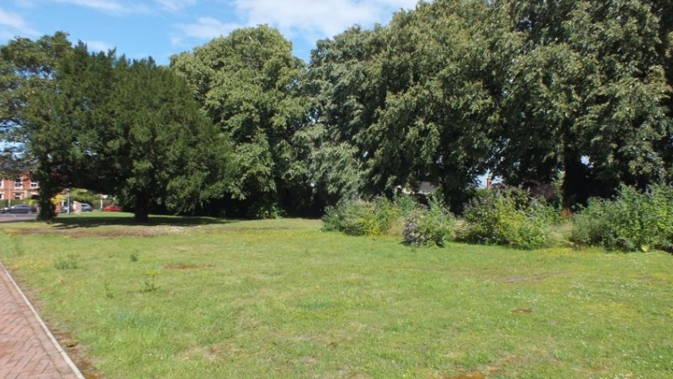 Building Plot, The Gables, Hundleby