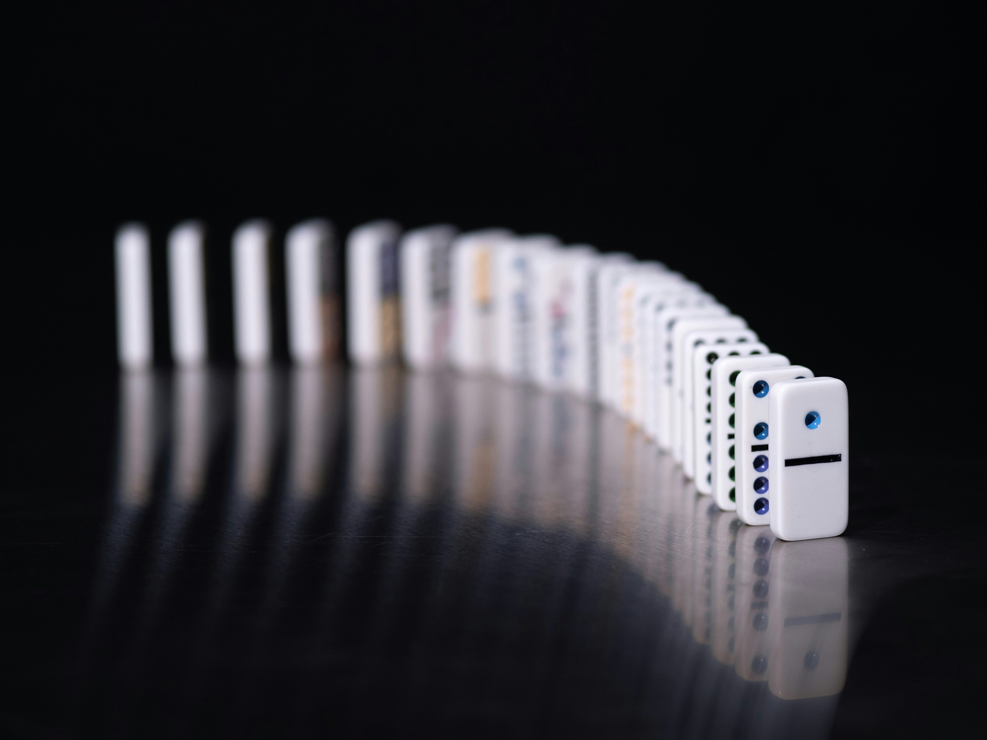 Dominoes